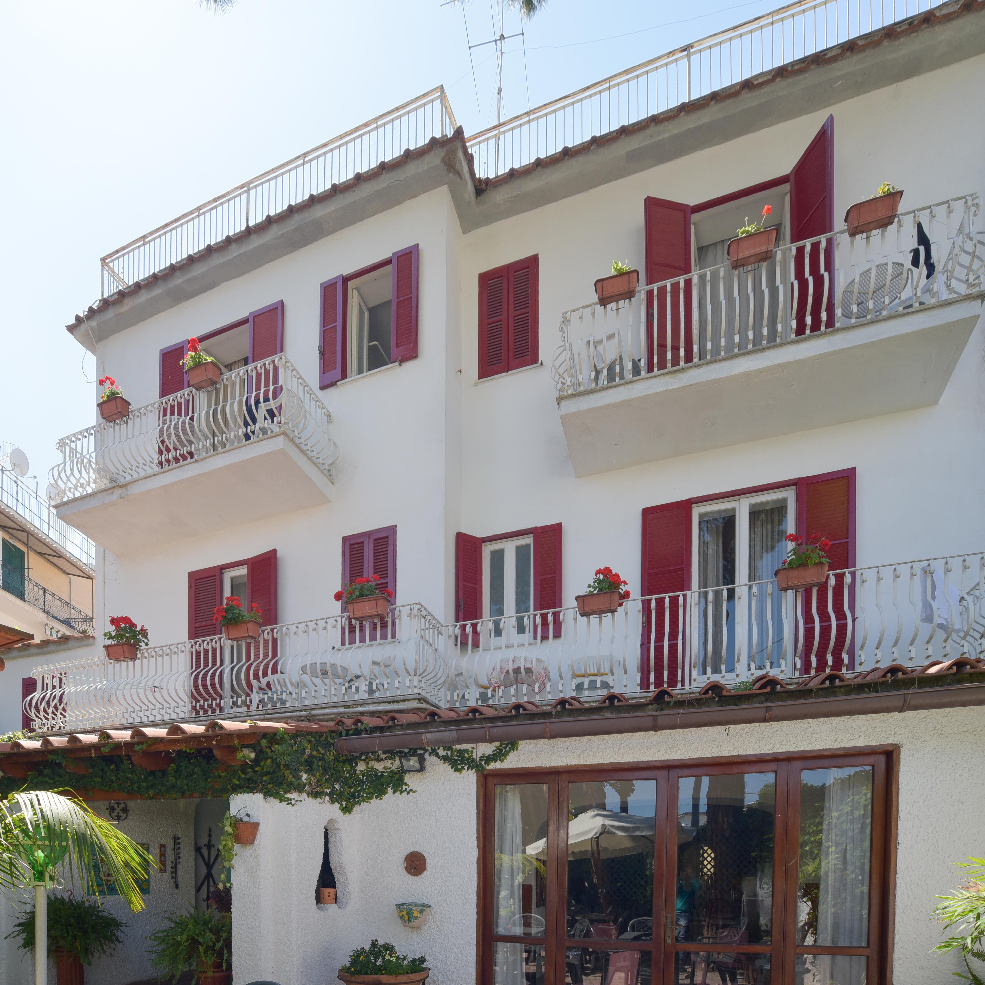 Charme Hotel La Villa Tina Ischia Buitenkant foto