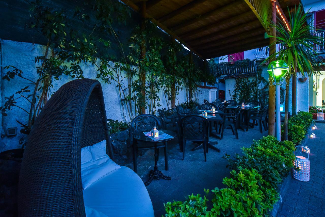 Charme Hotel La Villa Tina Ischia Buitenkant foto