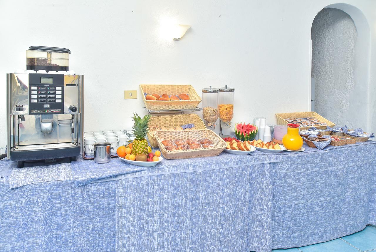 Charme Hotel La Villa Tina Ischia Buitenkant foto