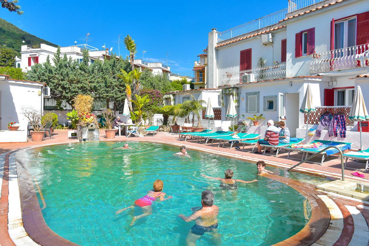 Charme Hotel La Villa Tina Ischia Buitenkant foto